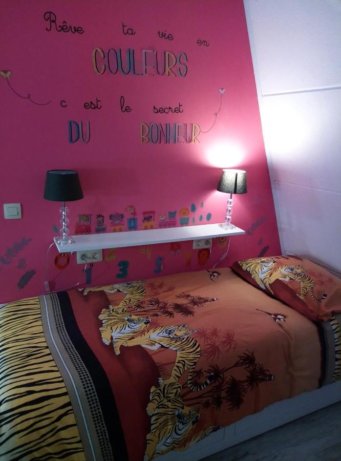 Cocon Douillet Avec Chaleur Ambiante Du Poele A Pellets Villa Hastiere-par-dela Luaran gambar